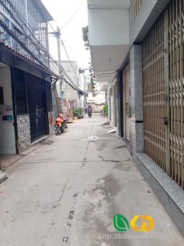 Bán nhà cấp 4 tiện xây mới hẻm xe 3 bánh 62 Lâm Văn Bền quận 7.